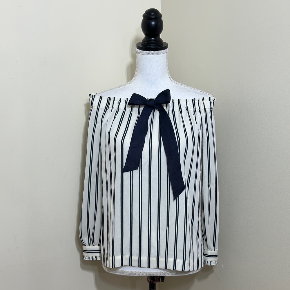 NWOT J.Crew Mercantile || woman’s Off-shoulder striped blue top with bow size Xs